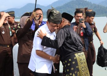 Kajati Kepri Ultimatum Seluruh Kepala Desa di Lingga, Tekankan Pentingnya ”Pemahaman Tata Kelola Pemerintahan Yang Baik dan Bersih Dari Praktik Korupsi