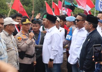 Aksi Unjuk Rasa Di DPRD Provinsi Kepri, Polresta Tanjungpinang Berhasil Mengamankan Massa Dengan Kondusif