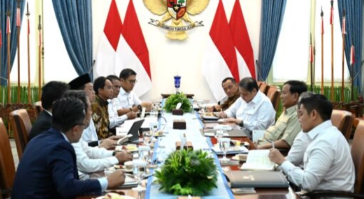 Rapat Terbatas di Istana, Presiden Prabowo Tekankan Percepatan Program Prioritas Nasional