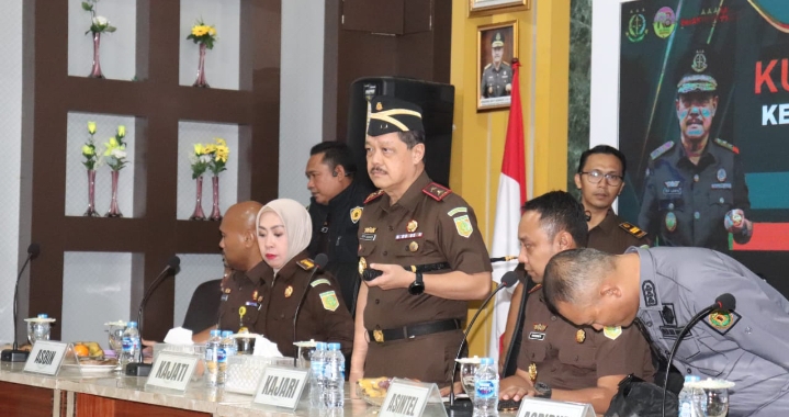 Kajati Kepri Kunker ke Kejari Karimun, Lakukan Monev dan Supervisi Kinerja Pelayanan dan Penegakan Hukum.