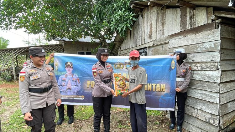 Polwan Polres Bintan Gelar Jumat Berkah, Wujudkan Polisi Peduli Dan Humanis