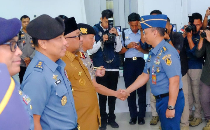 Kapolresta Tanjungpinang Terima Brevet Kehormatan Kesehatan Penyelaman dan Hiperbarik