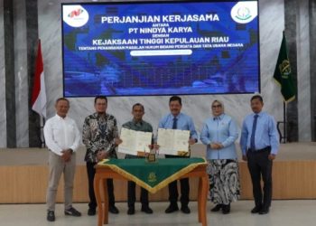 Kejati Kepri dan PT Nindya Karya Tandatangani Perjanjian Kerja Sama Bidang Perdata dan Tata Usaha Negara