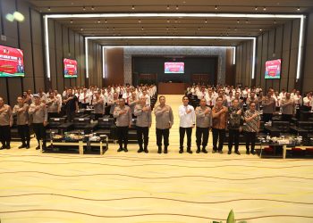 KAPOLDA KEPRI BUKA RAKERNIS RESKRIMSUS 2025: TINGKATKAN KEMAMPUAN, JAGA INTEGRITAS PENYIDIK