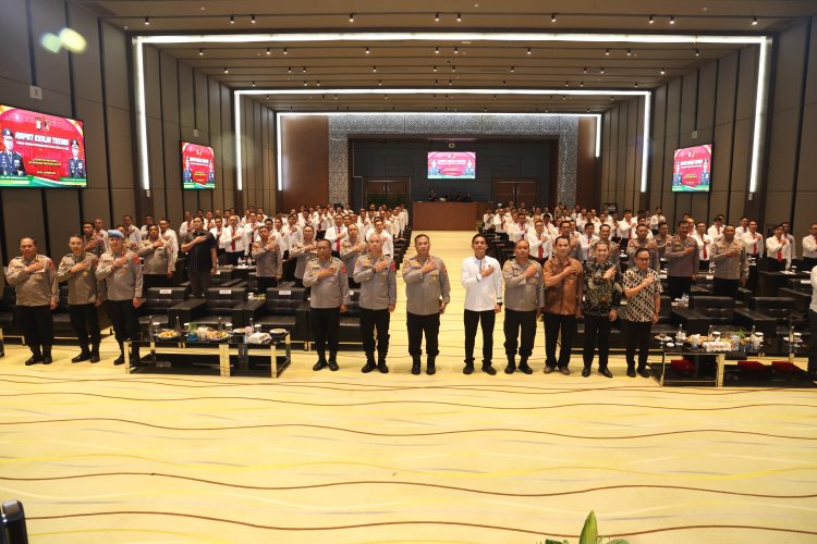 KAPOLDA KEPRI BUKA RAKERNIS RESKRIMSUS 2025: TINGKATKAN KEMAMPUAN, JAGA INTEGRITAS PENYIDIK