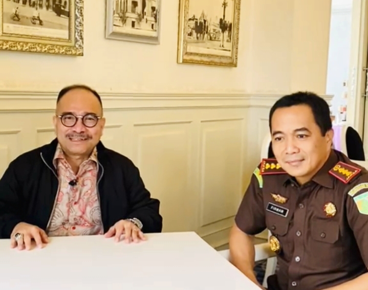 Ketua Dewan Pembina Puspolkam Indonesia bertemu dan berdiskusi bersama Kepala Kejaksaan Negeri Gunung Sitoli