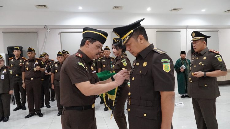 Kejati Kepri Lantik Aspidum Baru, Dorong Integritas dan Kesiapan KUHP Baru