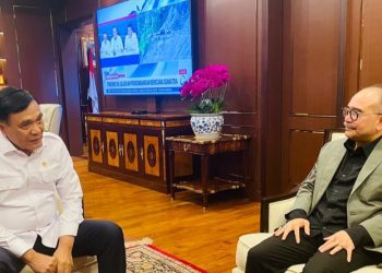 Menteri Koordinator Politik dan Keamanan RI bertemu dan berdialog berdiskusi bersama dengan Ketua Dewan Pembina Puspolkam Indonesia