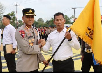 Kapolresta Tanjungpinang Pimpin Apel Pemberian Penghargaan Kepada Personel Berprestasi