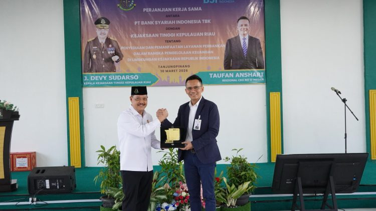 Kejati Kepri melaksanakan penandatanganan nota kesepahaman dengan PT Bank Syariah Indonesia