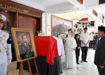 Presiden Prabowo Beri Penghormatan Terakhir kepada Almarhum Jenderal TNI (Purn) Ryamizard Ryacudu